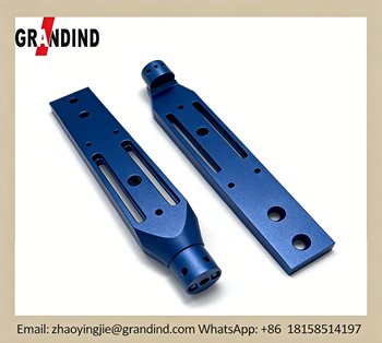 CNC-gefreesd aluminium blauw geanodiseerd onderdeel